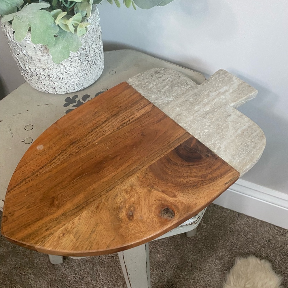 Wood & Stone Acorn Shaped Cutting Board
